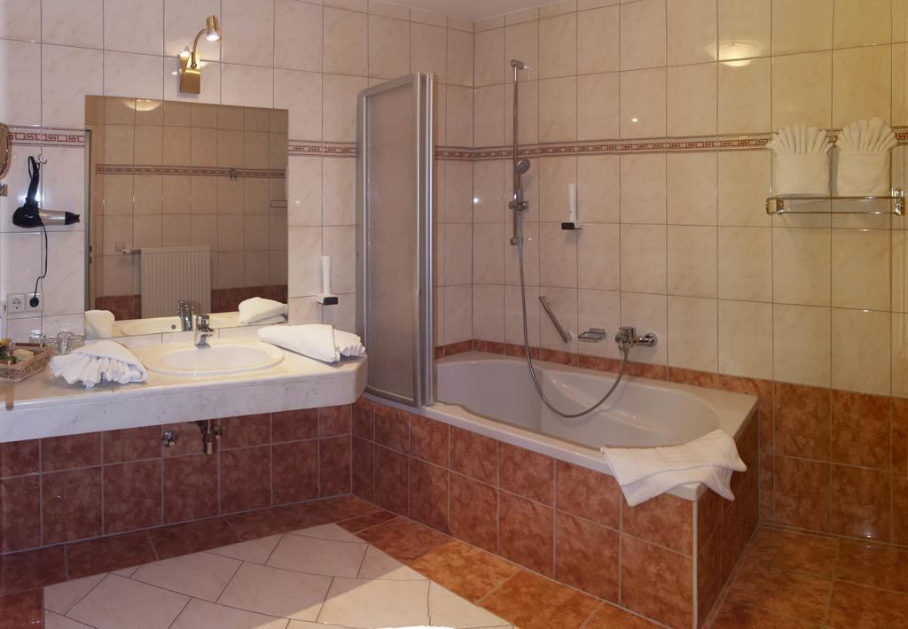 Hotel Erlenhof Kotschach-Mauthen Экстерьер фото